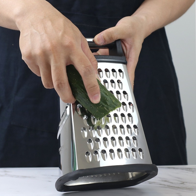 ステンレス製四面グレーター、容器付き、ポテト・チーズスライサ - Cheese Grater Box のレビューと価格