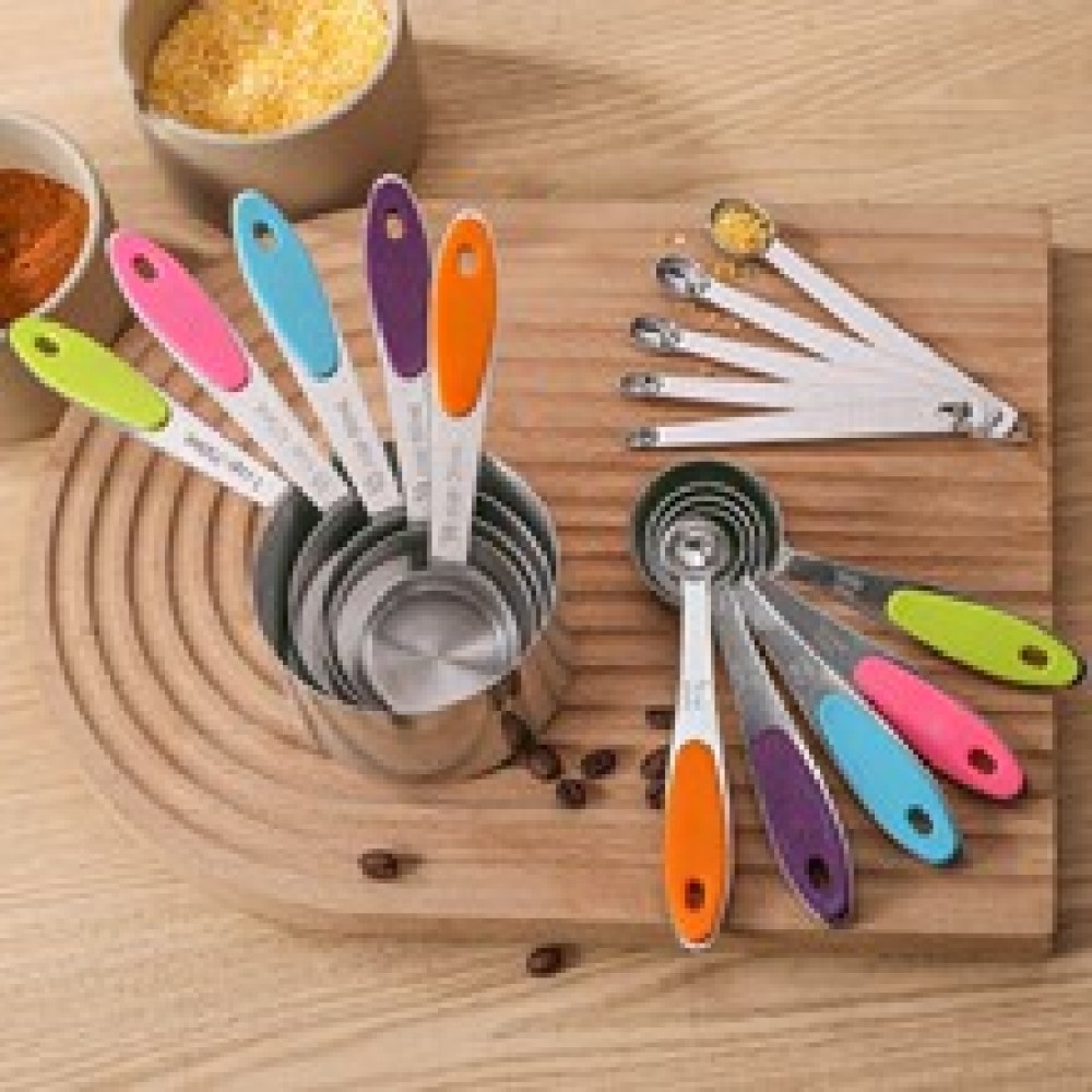 プロフェッショナルキッチン計量セット ステンレス製カップ・ス - Kitchen Gadgets I Need のレビューと価格